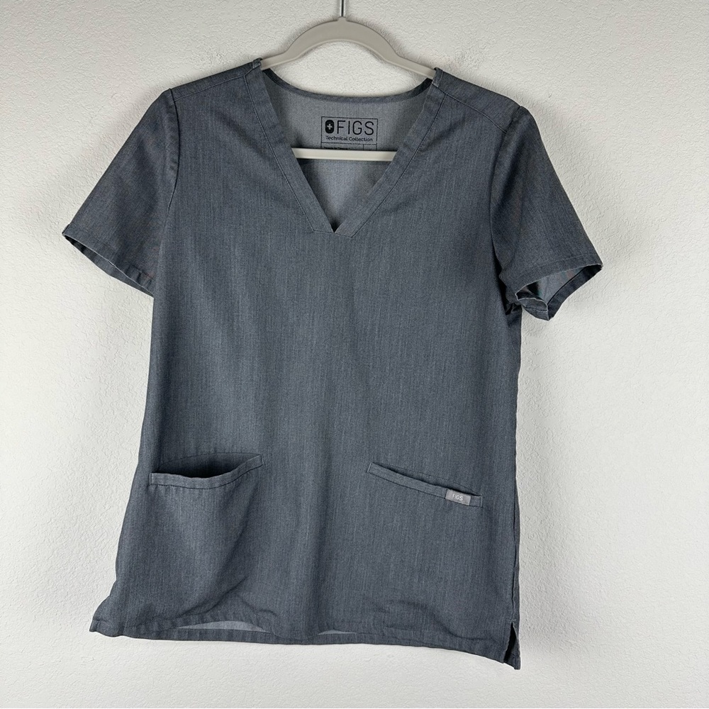 Figs Gray Casma Three Pocket Scrub Medical Top Size Small
